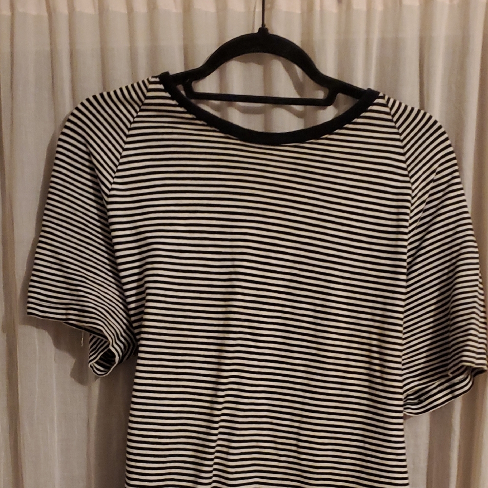 Banana Republic Black and White Striped Short Sleeve Tee